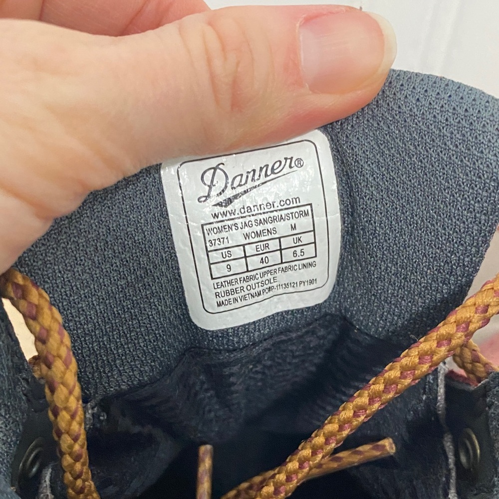 Danner Women’s Red and Tan Hiking Boots - Picture 8 of 10
